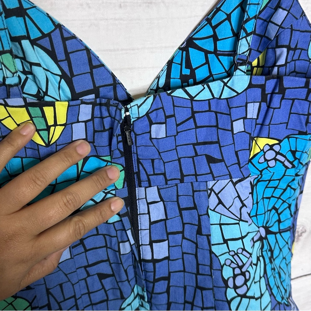 Floral Mosaic Blue Dress Size 6 - Picture 4 of 9
